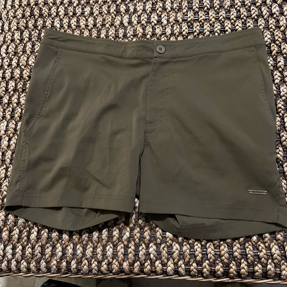 Men's Athletic Shorts in Olive Green